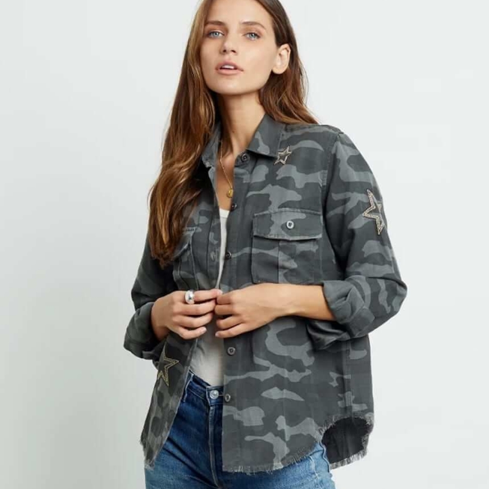 Rails Camo Star Raw Hem Button Front Top - image 1